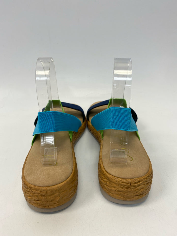 NWOT  Size 10 Navy Turq/green Sandals