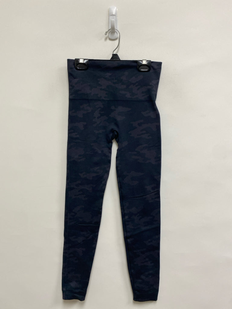 Spanx Size S Charcoal Black Camouflage Ladies Leggings