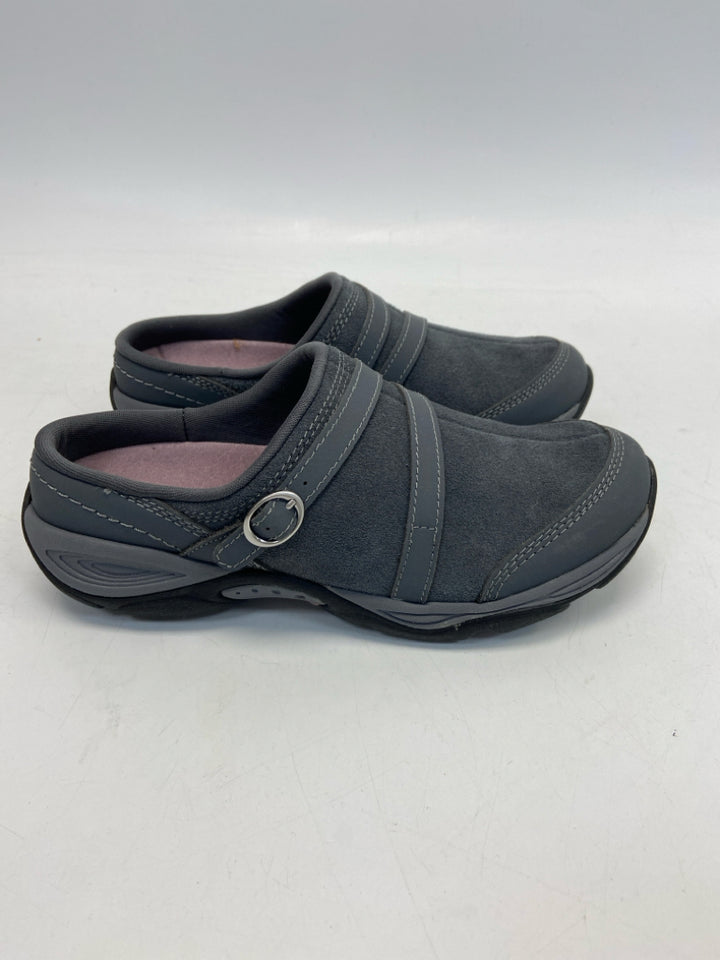 Easy Spirit US Shoe Size 6.5 Gray Clogs