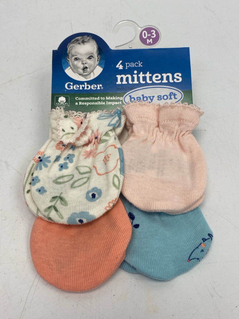 NWT Gerber SIZE 0-6M Assorted Misc. Baby Gift
