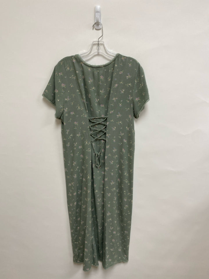 Lucky Brand Size L Seafoam Lavender/Cream Flowers V Neck Ladies Dress