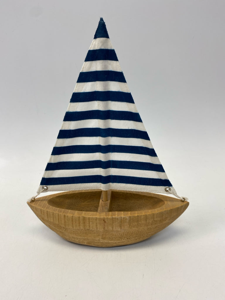 Brown White/Navy Striped Misc. Home Item