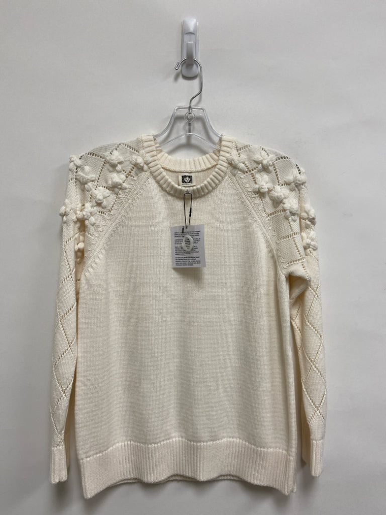 NWT Anne Klein Size M Beige Flowers Ladies Sweater