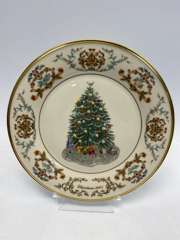 Lenox Cream Green/Multi Christmas Decorative Plate
