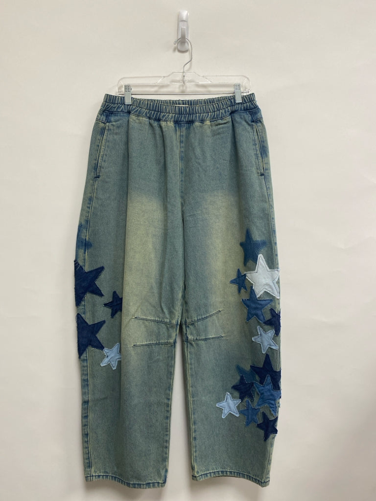 Easel Size L Faded Denim Stars Pull-on Ladies Jeans