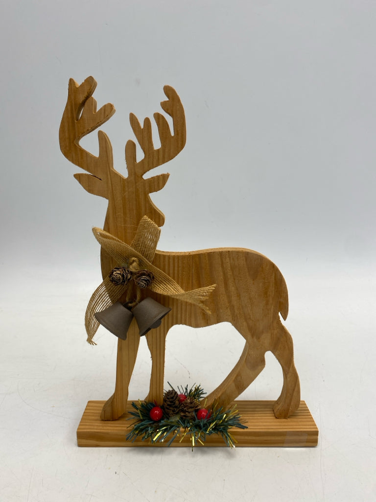 Natural Wood Christmas