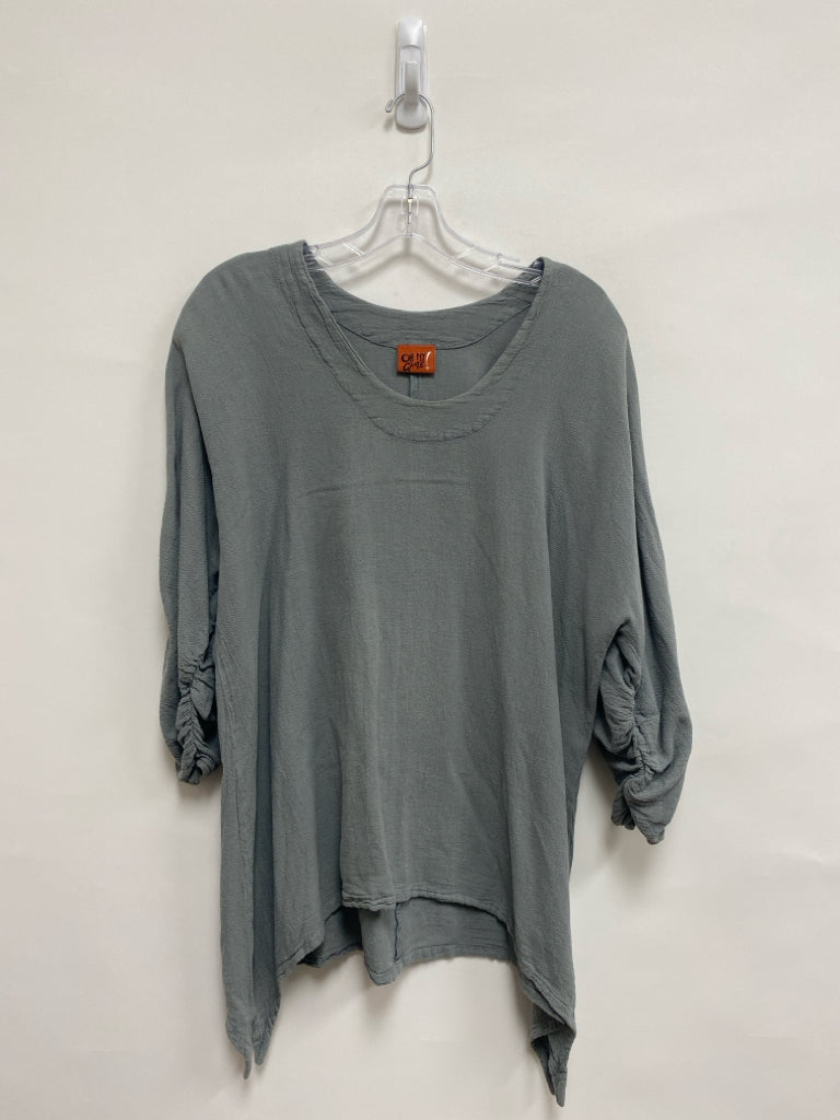 Oh My Gauze! Size L Gray Gauze Ladies Top