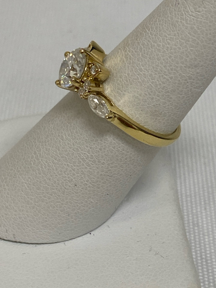 Gold Clear Jeweled Ring