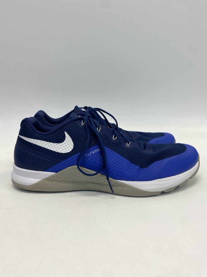 Nike Size 13 Dark Blue White Lace-Up Men&