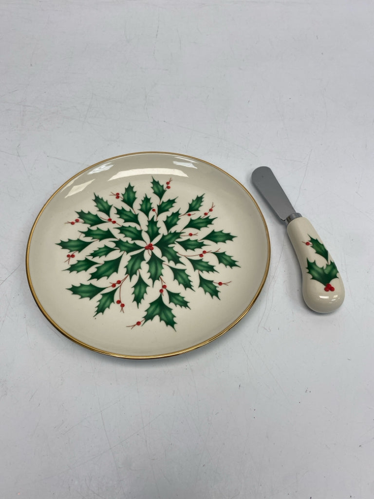 Lenox Cream Green/Red Holly Berries Christmas
