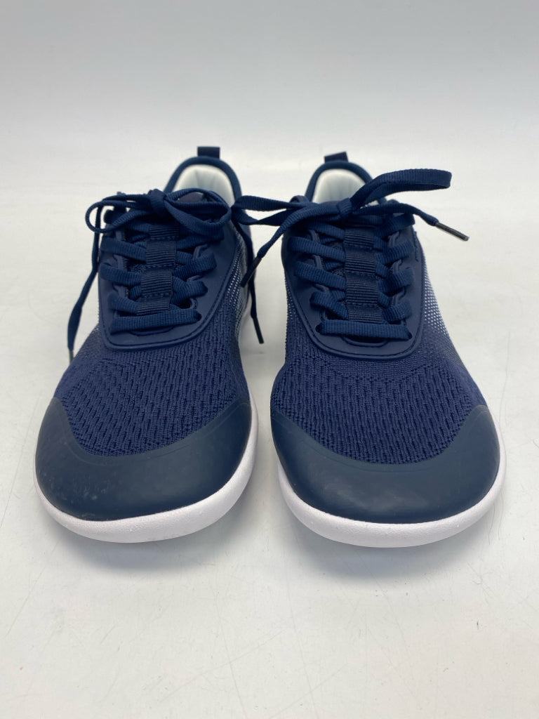 NWT Hike Footwear US Shoe Size 8 Navy Lace-up Sneakers