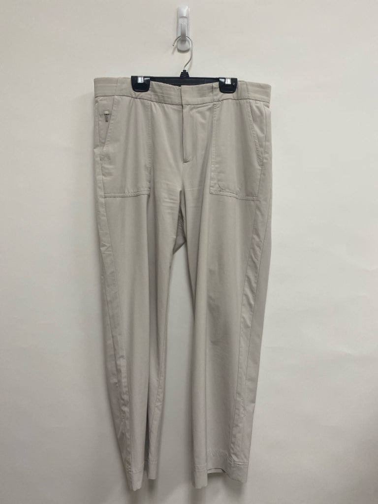 Athleta Size 10 Pale Khaki Cropped Ladies Pants