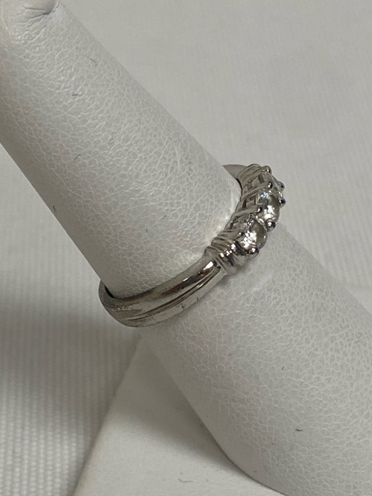 Silver Clear Jeweled Ring