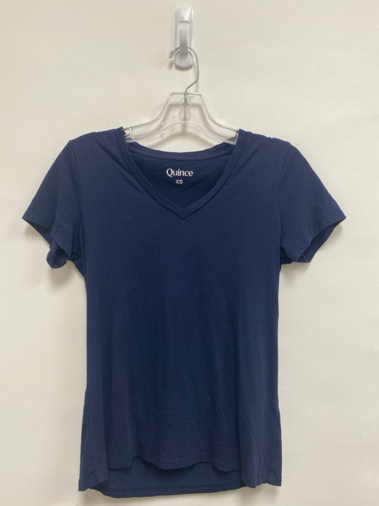 Quince Size XS Navy V Neck Ladies Top