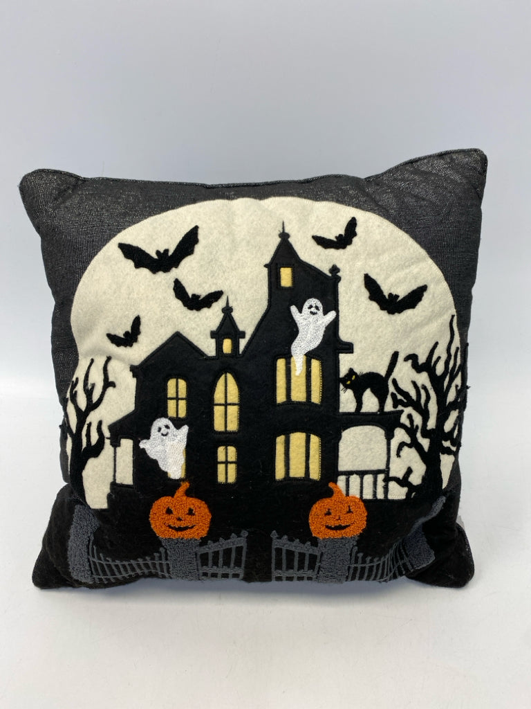 Black Orange/Cream Scene Halloween
