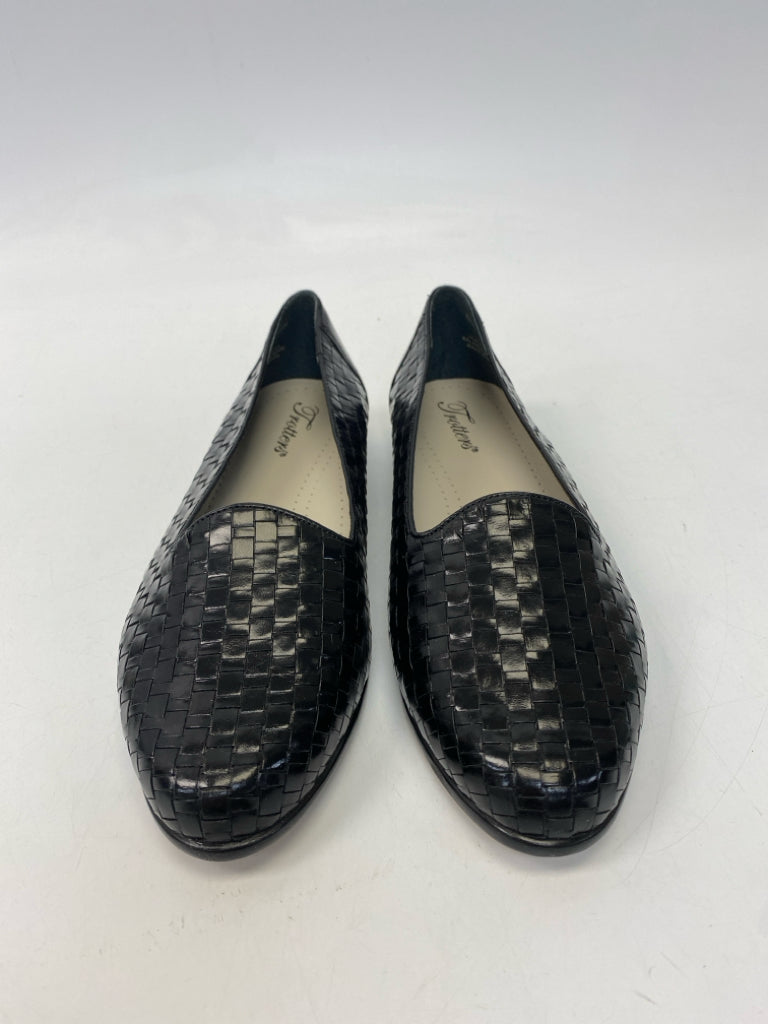 NWOT Trotters  Size 9WW  Black Woven Flats  **EXTRA WIDE**