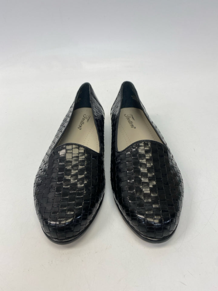 NWOT Trotters  Size 9WW  Black Woven Flats  **EXTRA WIDE**