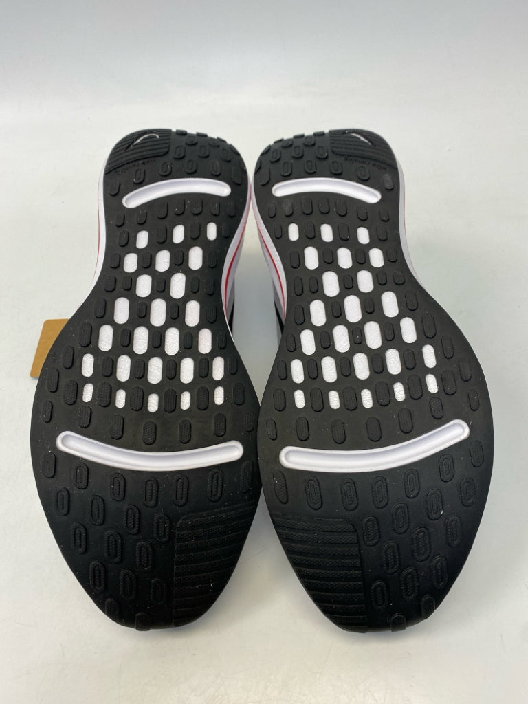 NWT Nike Size 13 White Gray Lace-Up Men&