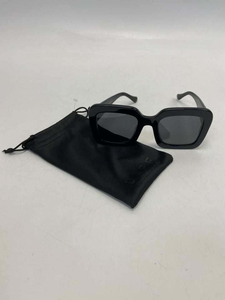 Diff Black Sunglasses
