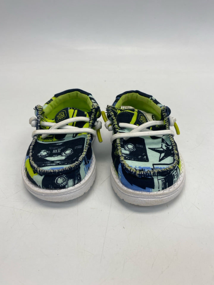 Hey Dude SIZE 5 Blue/Aqua Green Boy&