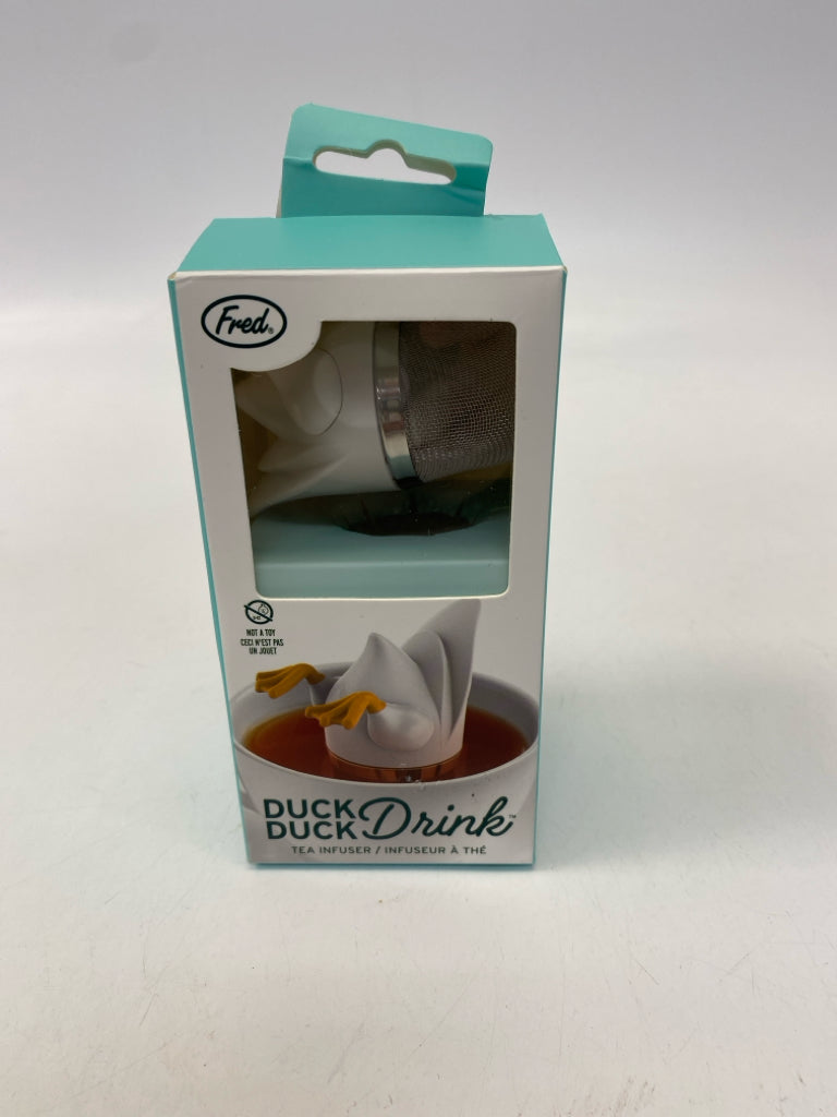 NEW/BOX White Silver Ducks Misc. Kitchen