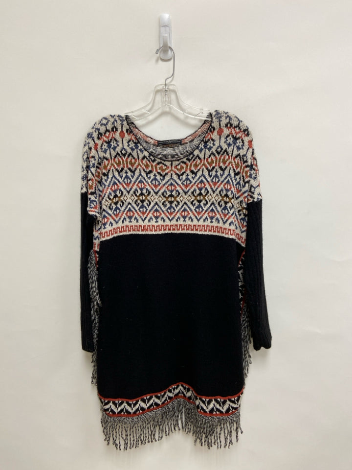 Peruvian Conn. Size XS White/Black Navy/Orange Southwestern Ladies Sweater