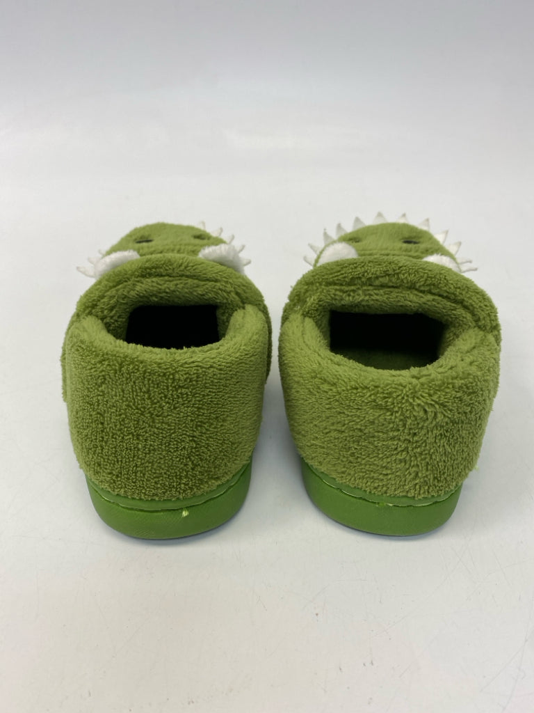 SIZE 2 Green White Alligator(s) Boy&