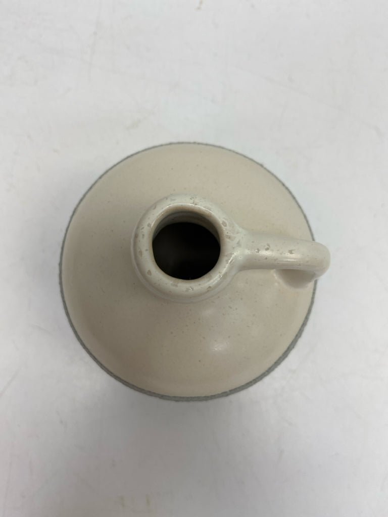 Cream Gray Vase