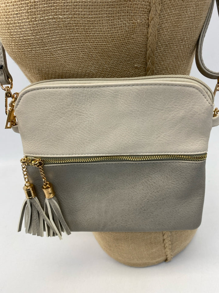 Jen &amp; Co Cream/Gray Crossbody