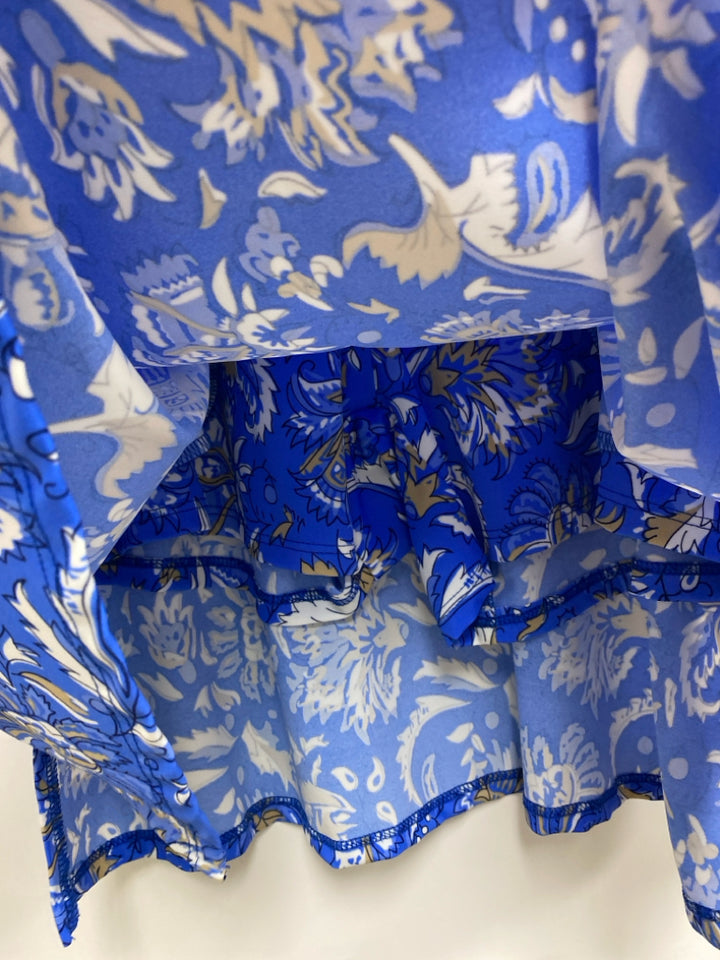 Jude Connally Size XL Blue Beige/White Acanthus Ladies Skort