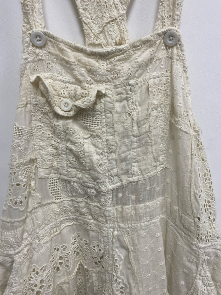NWT Magnolia Pearl Size OSFM Cream Patchwork Eyelet Ladies Overalls