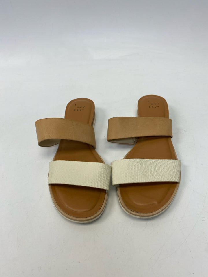 a new day  Size 7.5 Cream Tan Sandals
