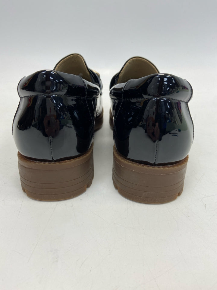 NWOT Revitalign US Shoe Size 8 Black Patent Flats