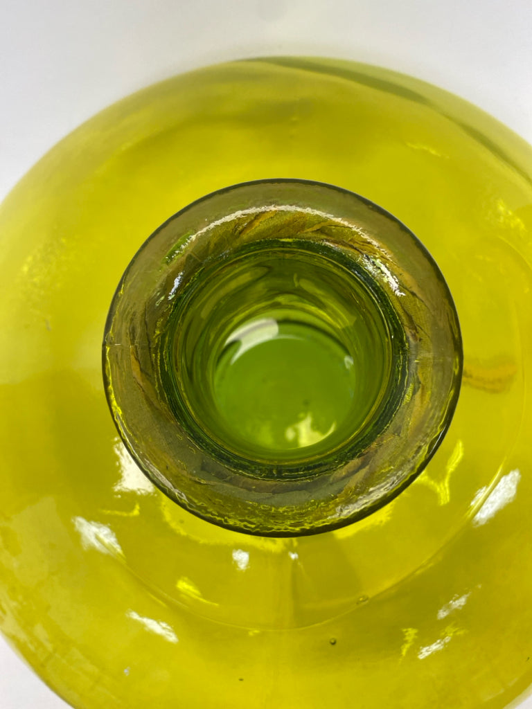 Chartreuse Natural Ropes Glass Vase