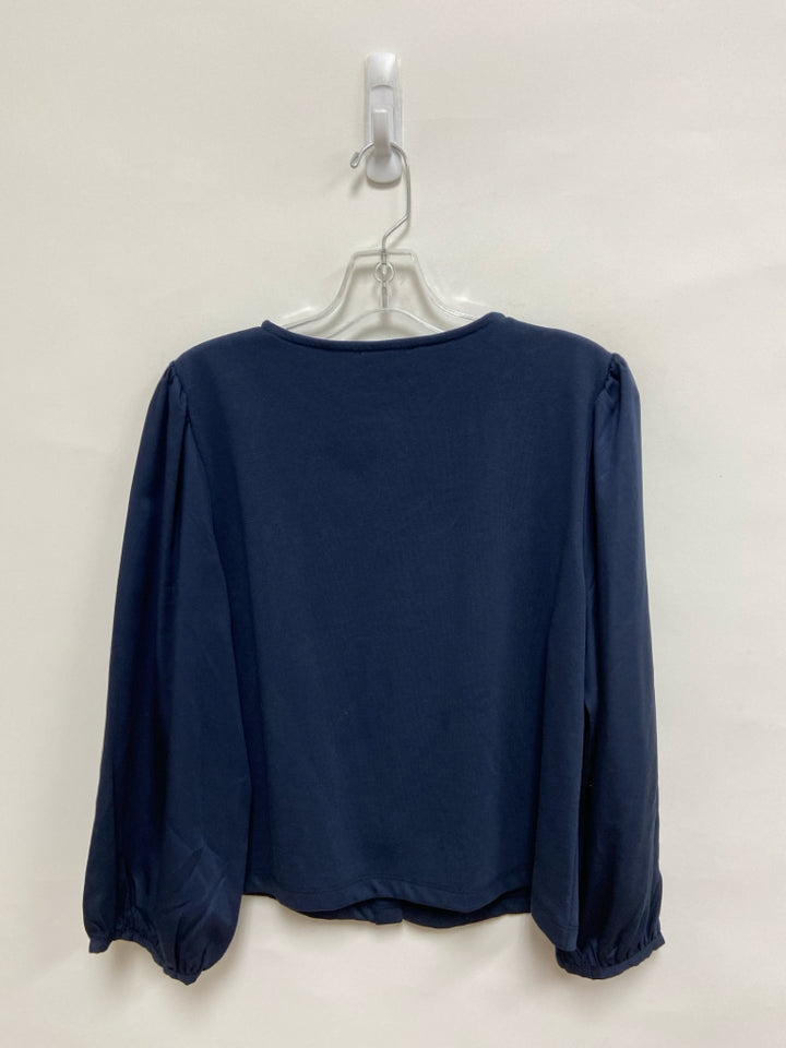 NWT Size M Navy Ladies Top