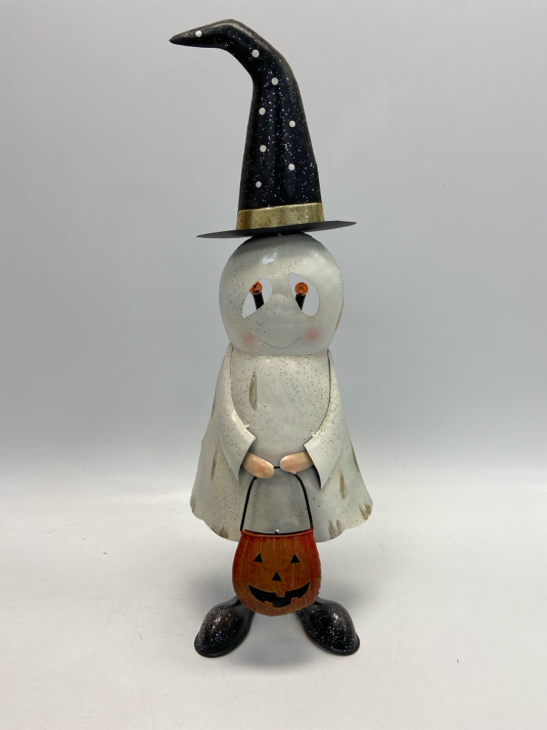 White Black/Orange Lit Halloween