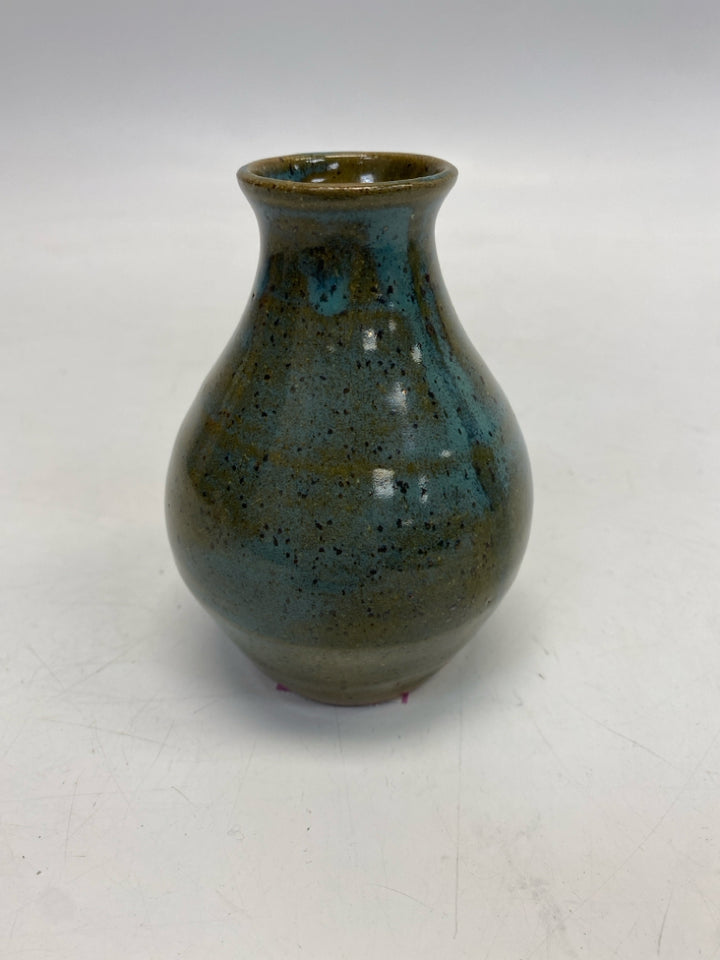 Brown Blue Speckles Pottery Vase