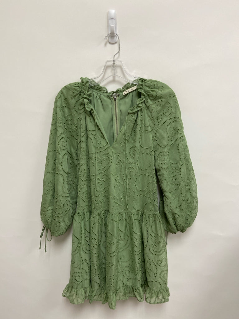 Alice + Olivia Size S Sage 3/4 Sleeve Ladies Dress