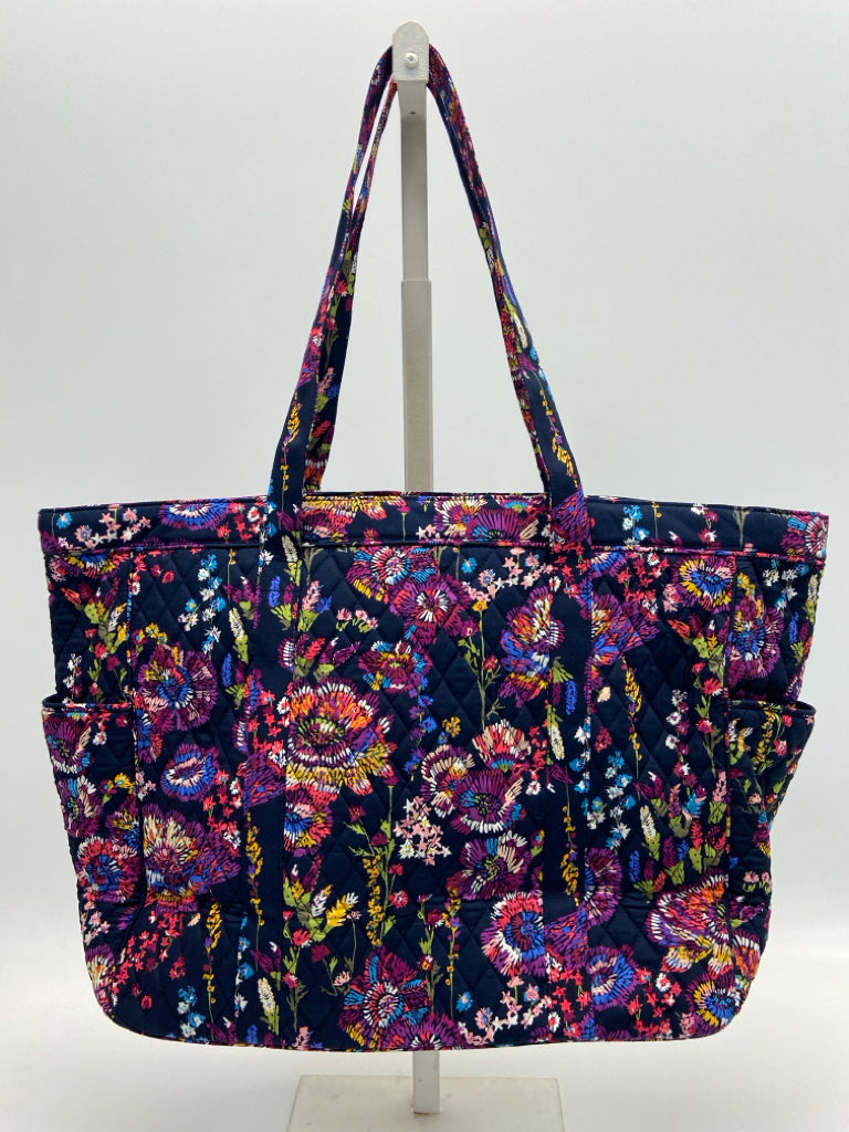NWT Vera Bradley Navy Multi-Color Flower(s) Fabric Tote Bag