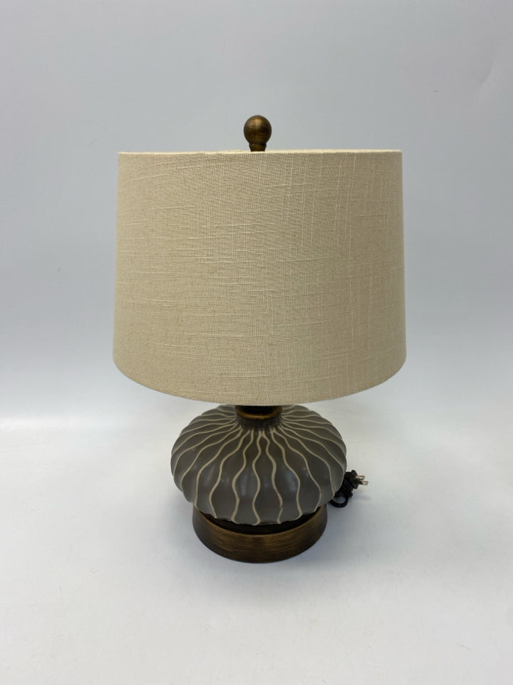 Gray Natural Lamp