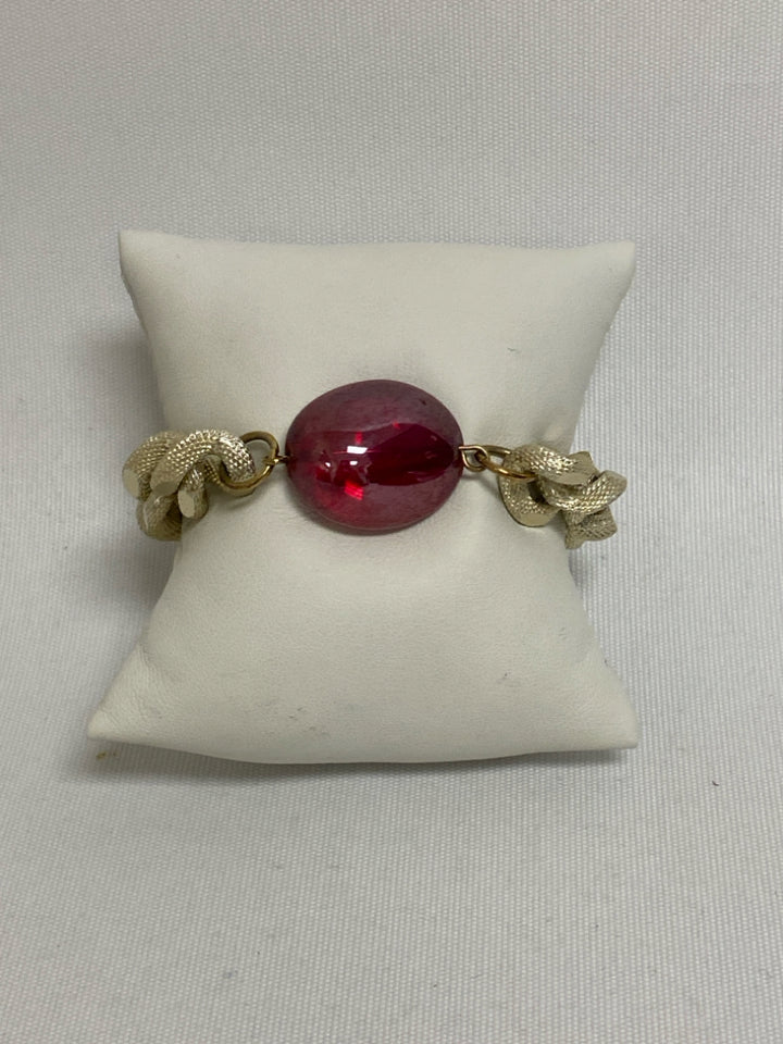 sabika Red Gold Color Chain Bracelet