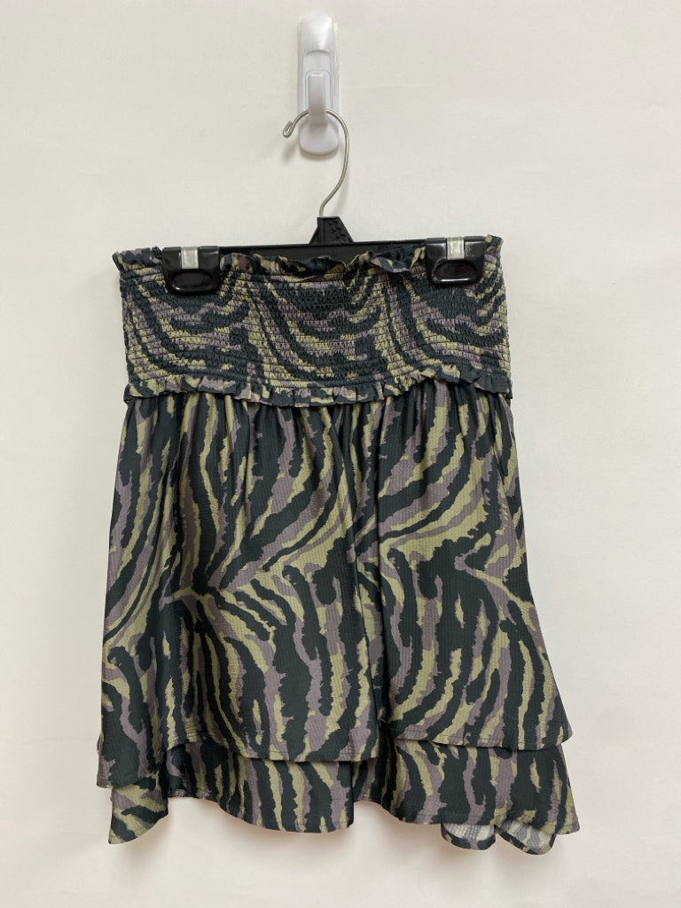 Rails Size XS Dusty Purple Taupe/Black Smocking Ladies Skirt