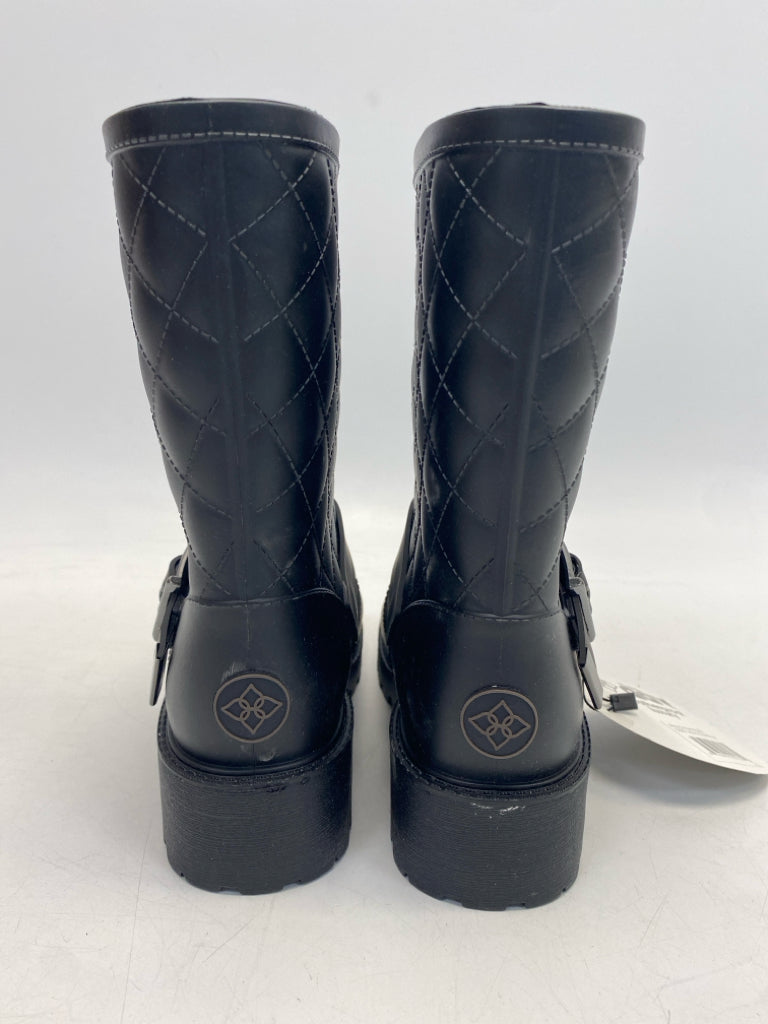NWT US Shoe Size 9 Black Quilted Boots