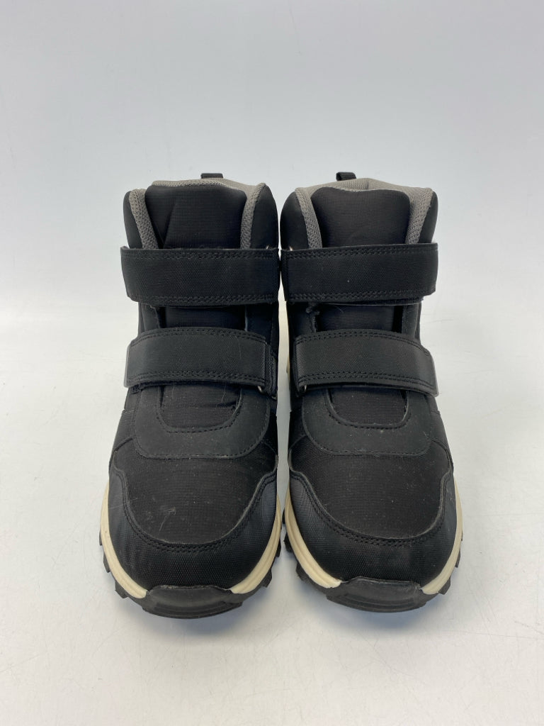 all in motion US Shoe Size 6 Black Boots