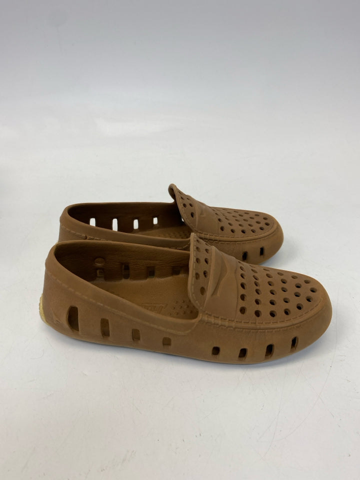 SIZE 13 Brown Perforated Boy&