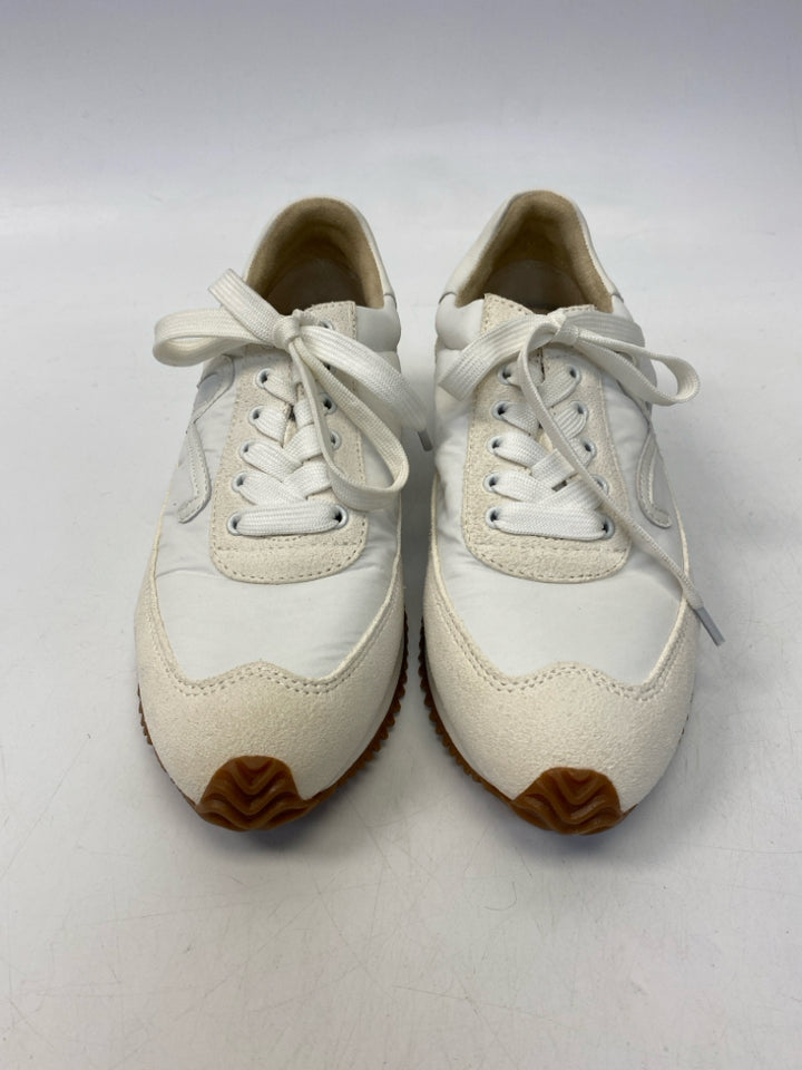 NEW Vaneli US Shoe Size 7.5 White Cream Lace-up Sneakers