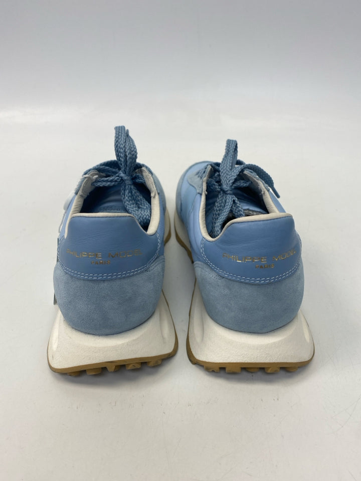 NWT Philippe Model  Size 8 Blue Sneakers