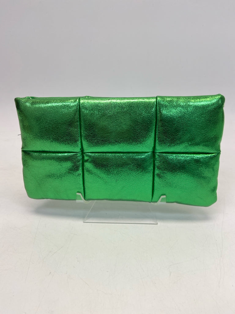Shiraleah Green Metallic Handbag