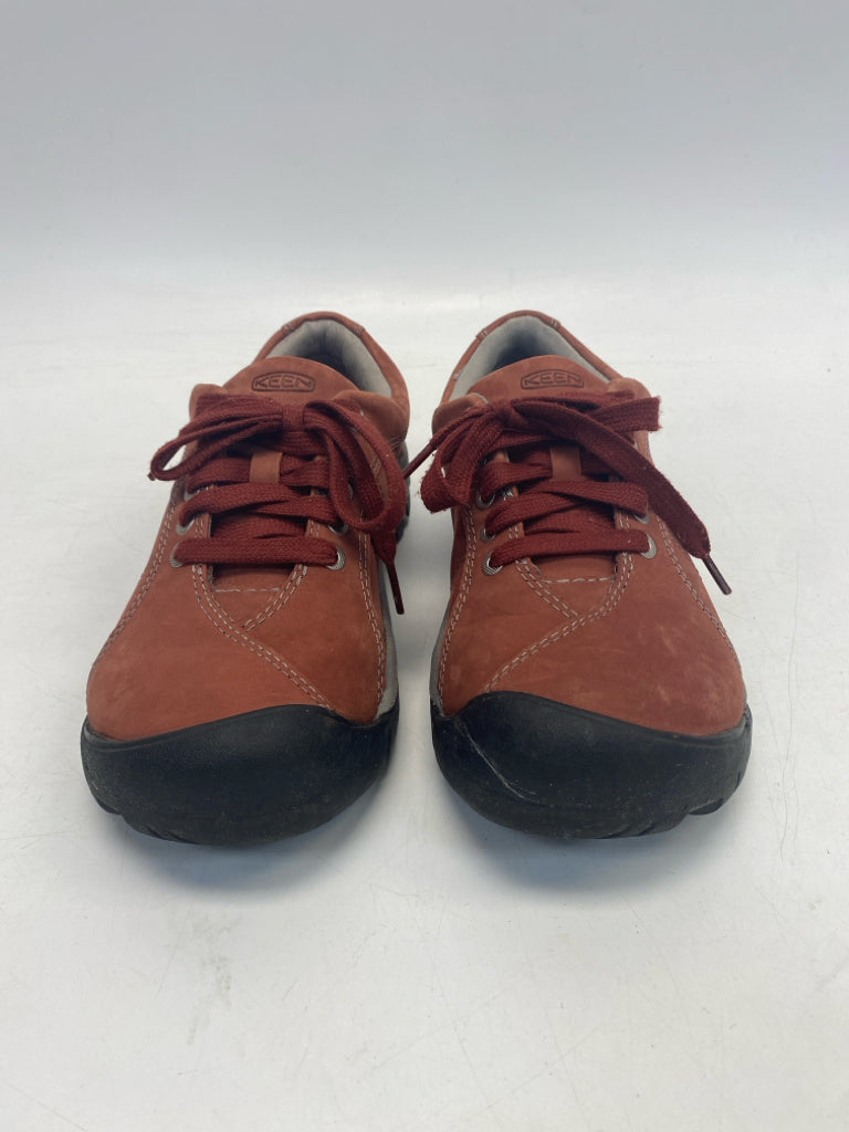 Keen US Shoe Size 8 Dark Coral Lace-up Sneakers