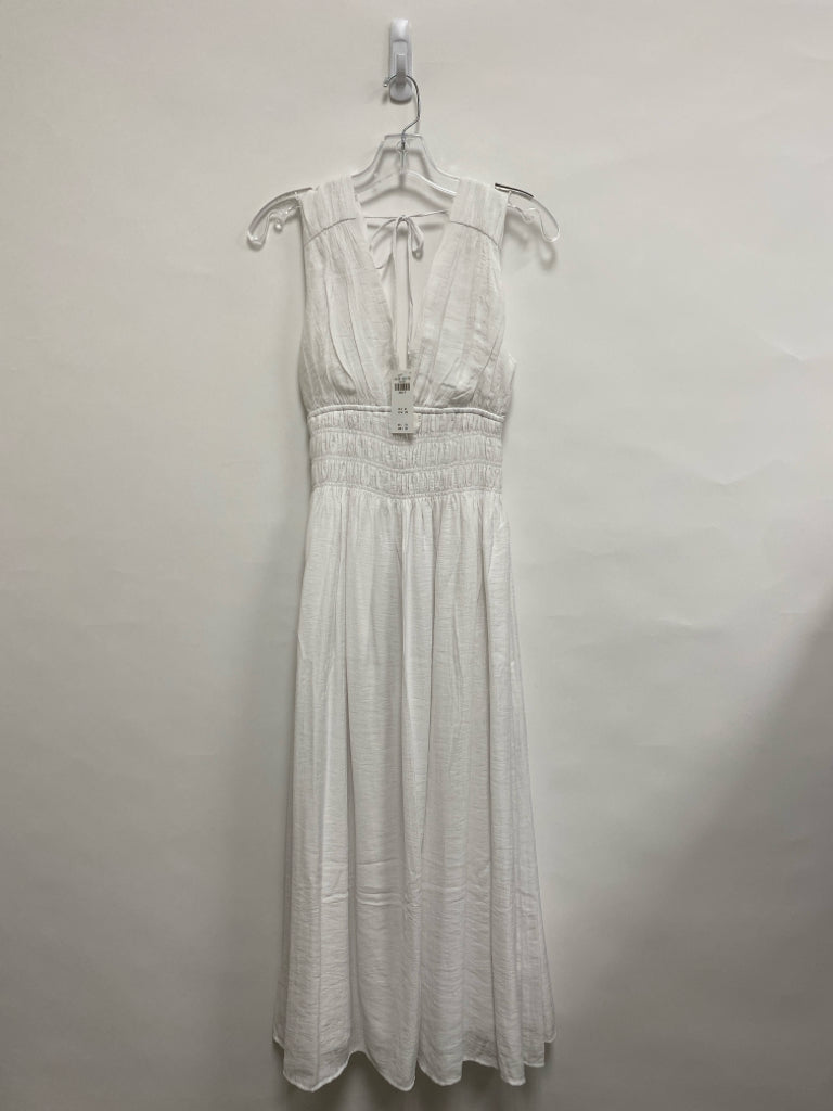 NWT Abercrombie &amp; Fitch Size SP White Crinkle Sleeveless Petite Dress